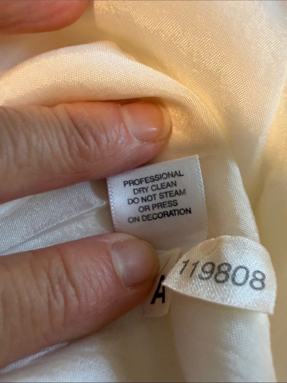 Ann Taylor White A-Line Skirt with Pink Floral Embroidery - Picture 4 of 6
